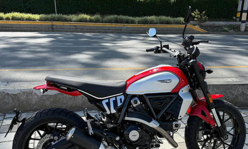 Ducati Scrambler 800...