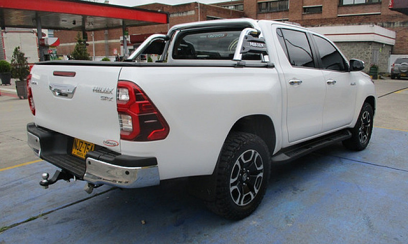 Toyota Hilux Srx 4X4...