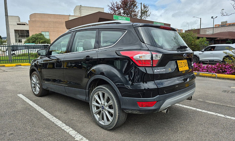 Ford Escape 2.0 Tita...