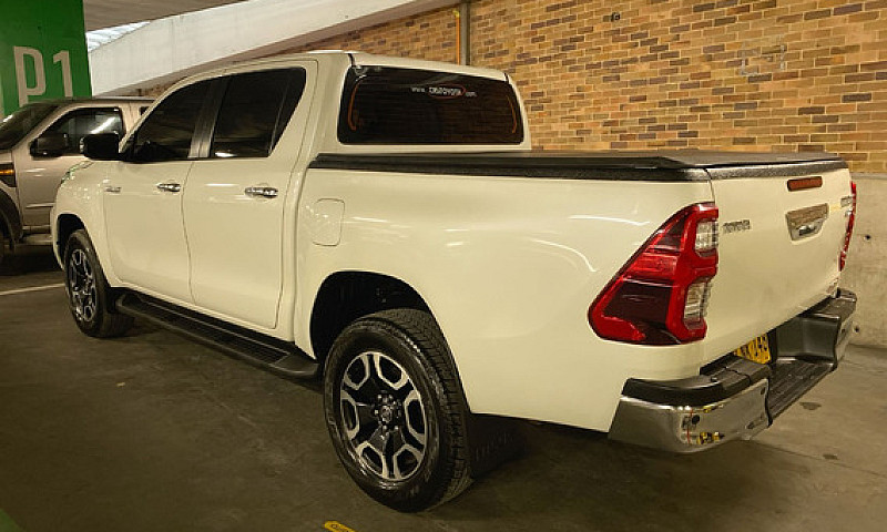 Toyota Hilux 2.7 Die...