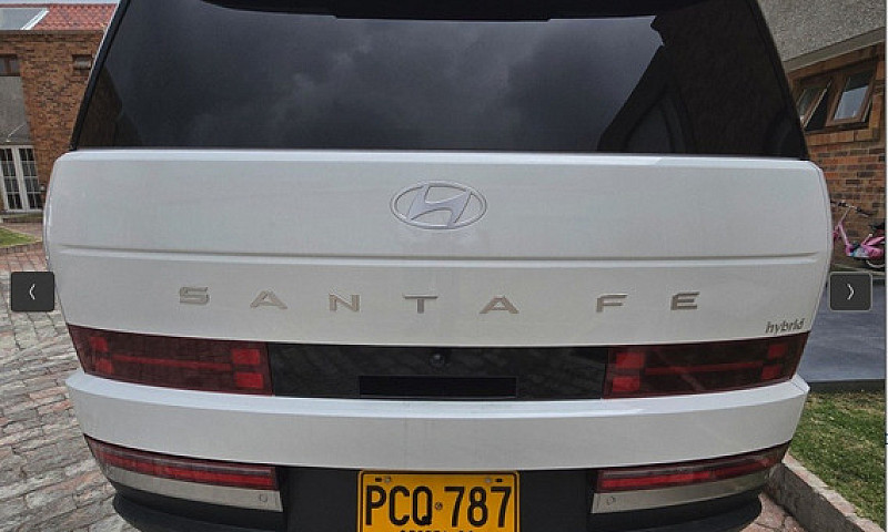 Hyundai Santa Fe 1.6...