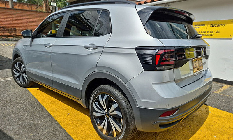 Volkswagen T-Cross 1...
