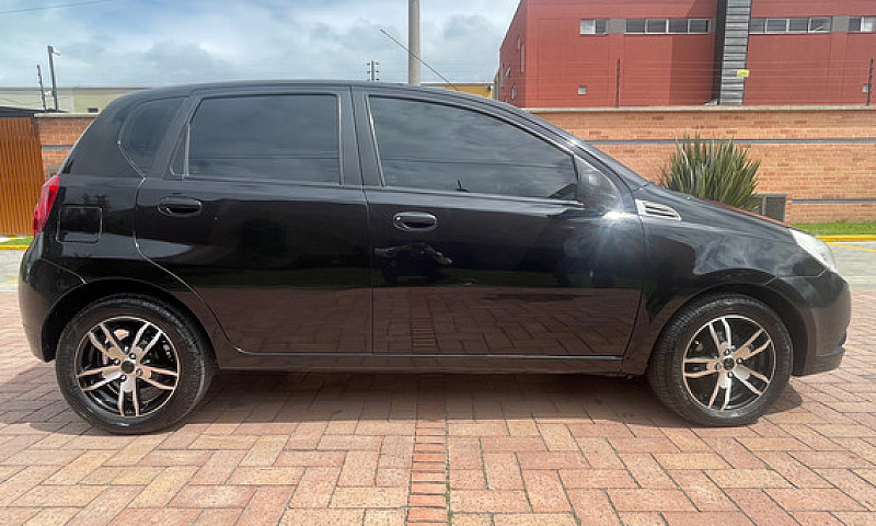 Chevrolet Aveo Emoti...