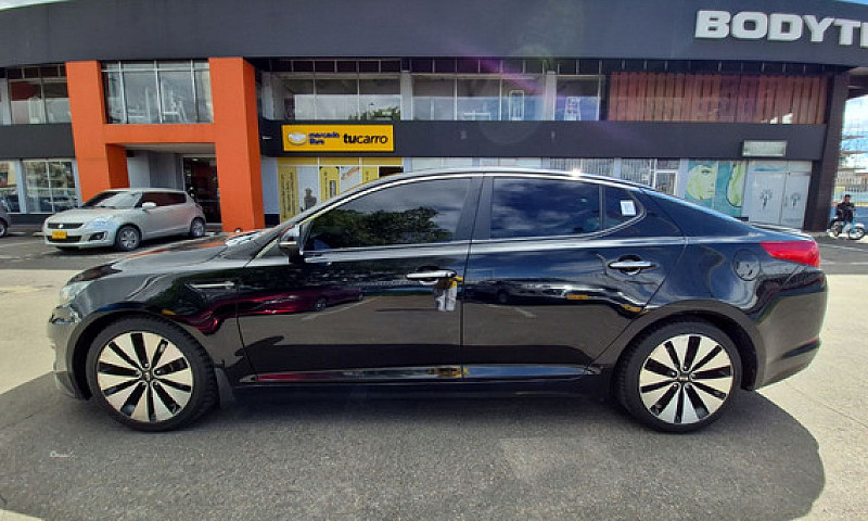 Kia Optima 2.4...