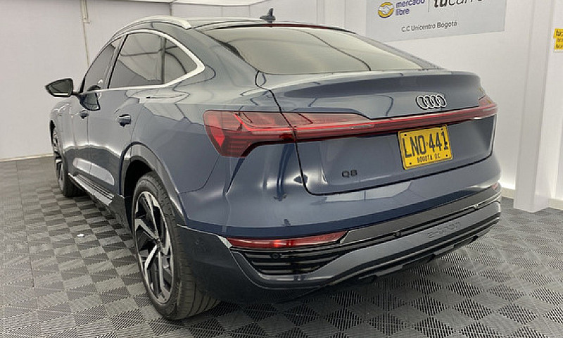 Audi Q8 E-Tron Sport...