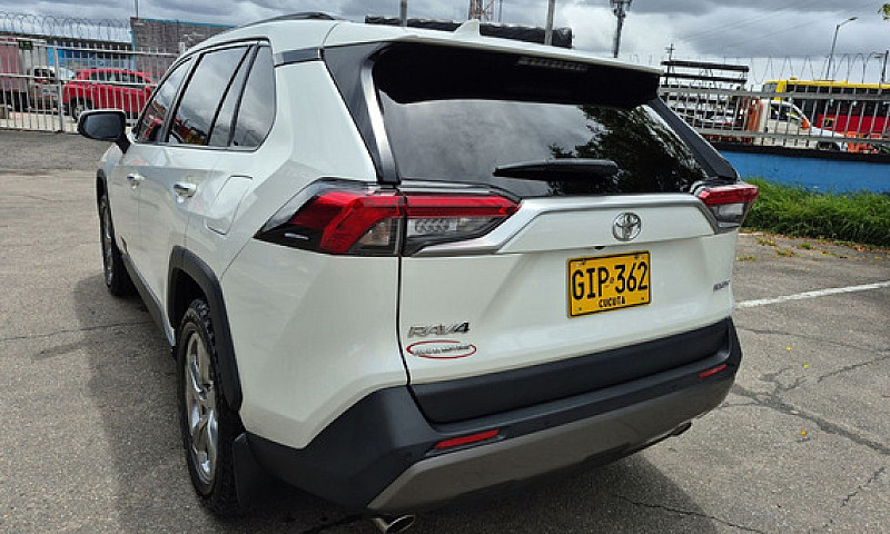 Toyota Rav4 2.5 Limi...