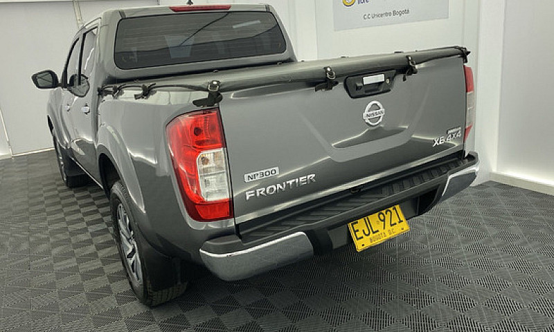 Nissan Frontier 2.5 ...