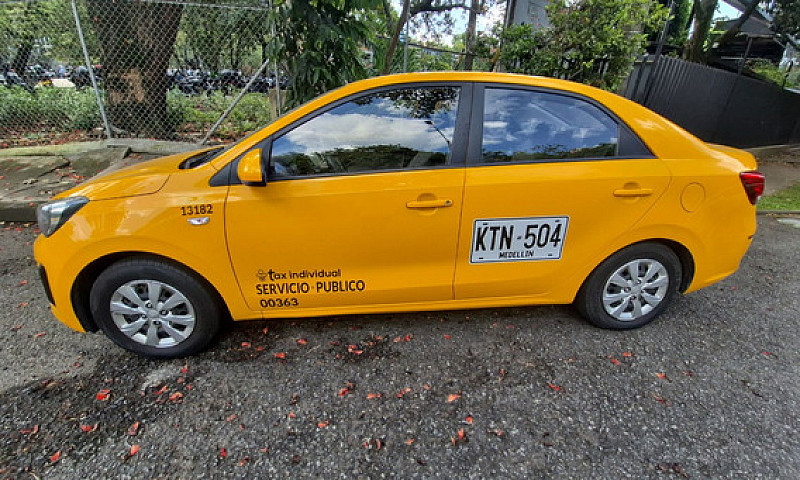 Kia Sephia 1.4 Mt 20...