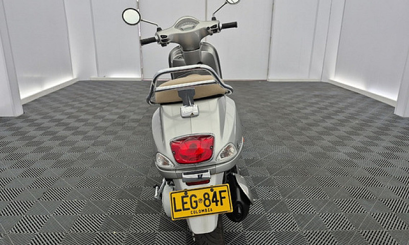 Piaggio Vespa Vxl 15...