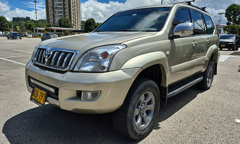 Toyota Land Cruiser ...