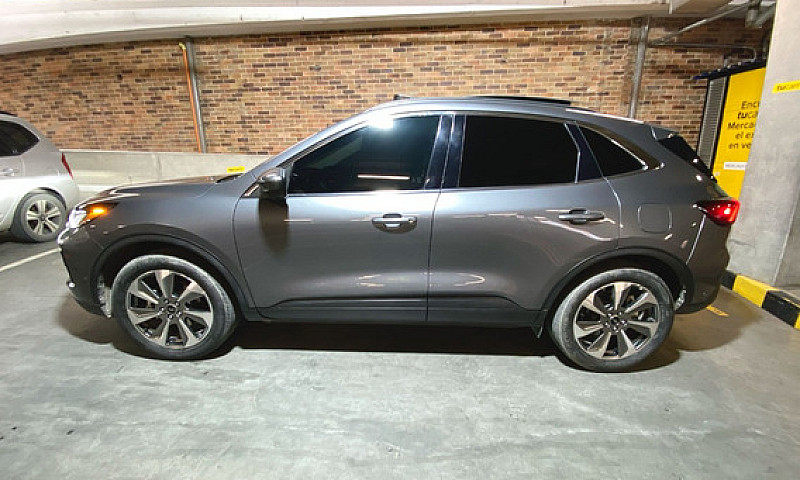 Ford Escape 2.5 Plat...