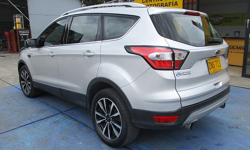 Ford Escape Titanium...