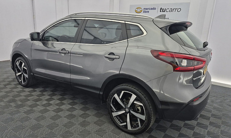 Nissan Qashqai 2.0 E...