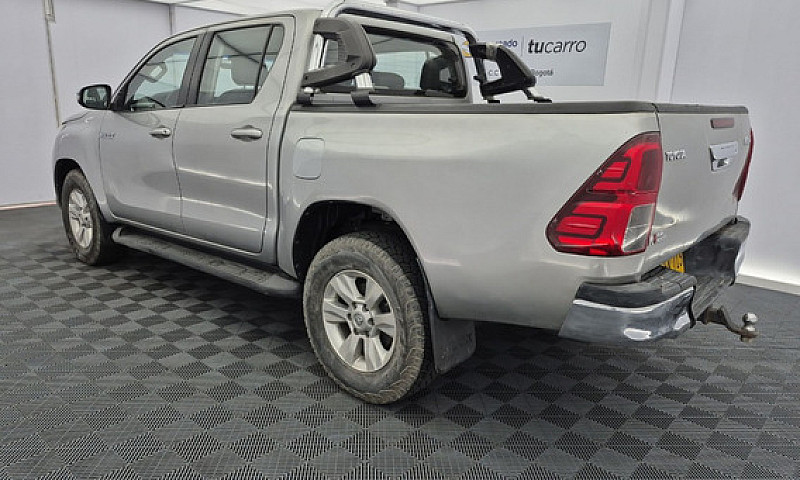 Toyota Hilux 2.4 Mt ...
