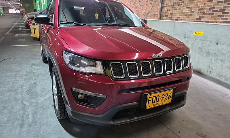 Jeep Compass 2.4...