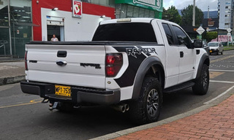 Ford F-150 6.2 Svt R...
