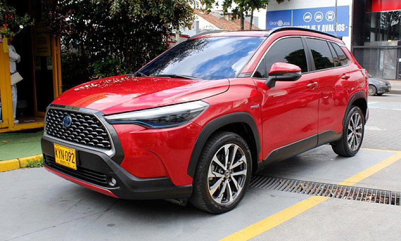 Toyota Corolla Cross...