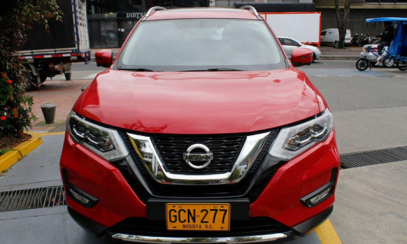 Nissan X-Trail 2.5 E...
