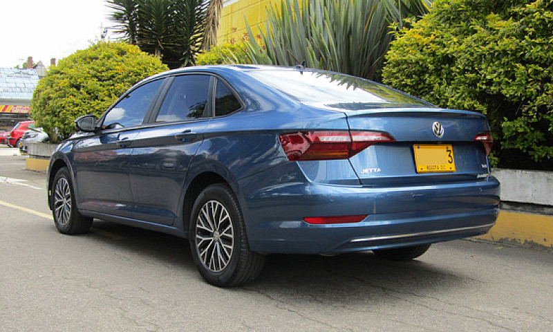 Volkswagen Jetta 1.4...