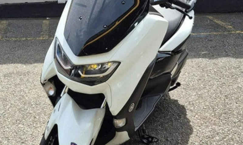 Yamaha Nmax Conneted...