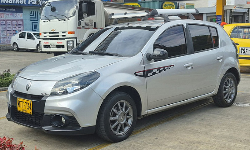 Renault Sandero 1.6 ...
