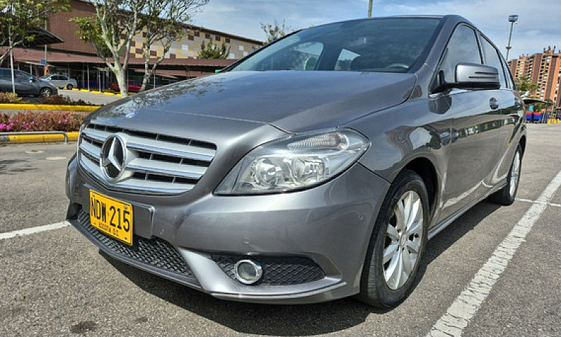 Mercedes-Benz Clase ...