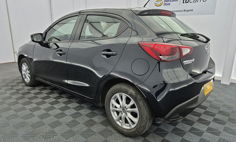 Mazda 2 Touring At 1...