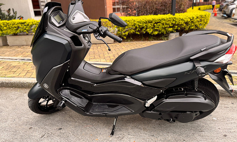 N Max Yamaha Connect...