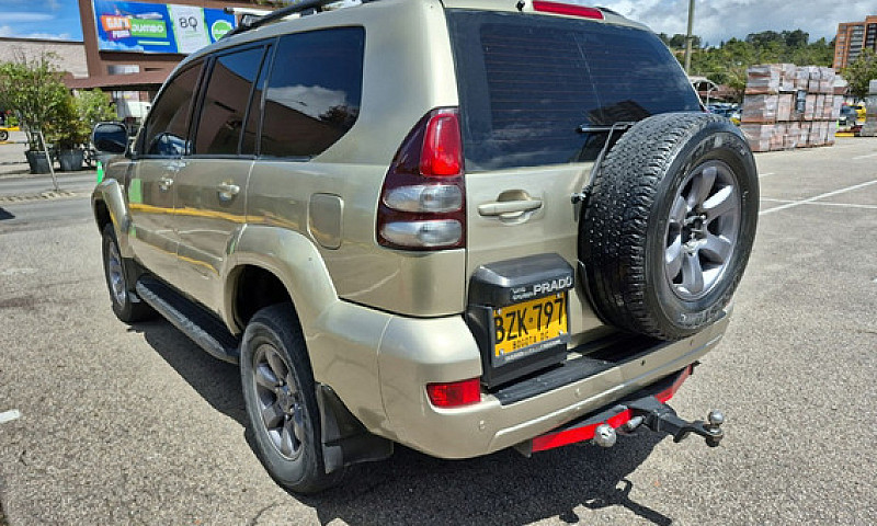 Toyota Land Cruiser ...