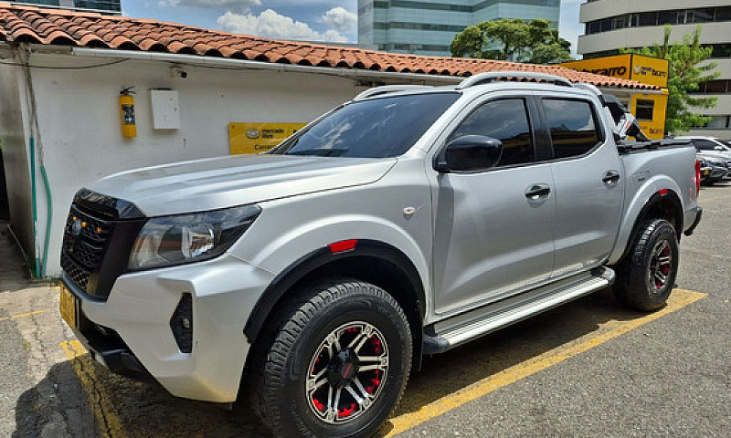 Nissan Frontier 2.5 ...