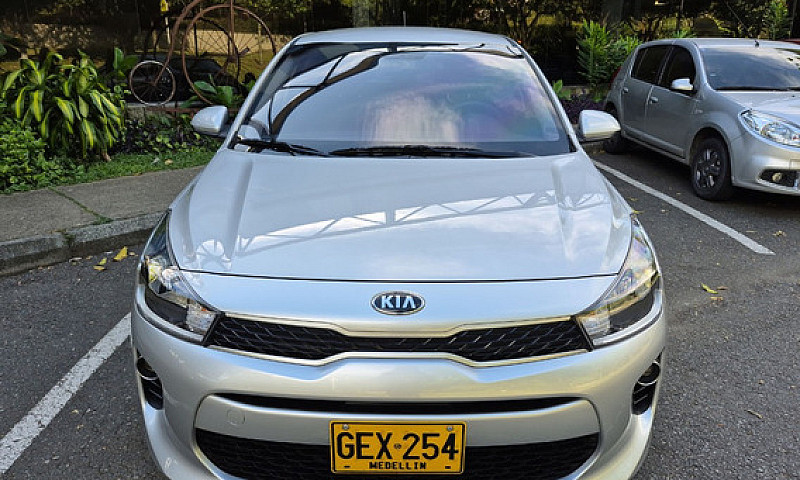 Kia Rio 1.4 Emotion ...