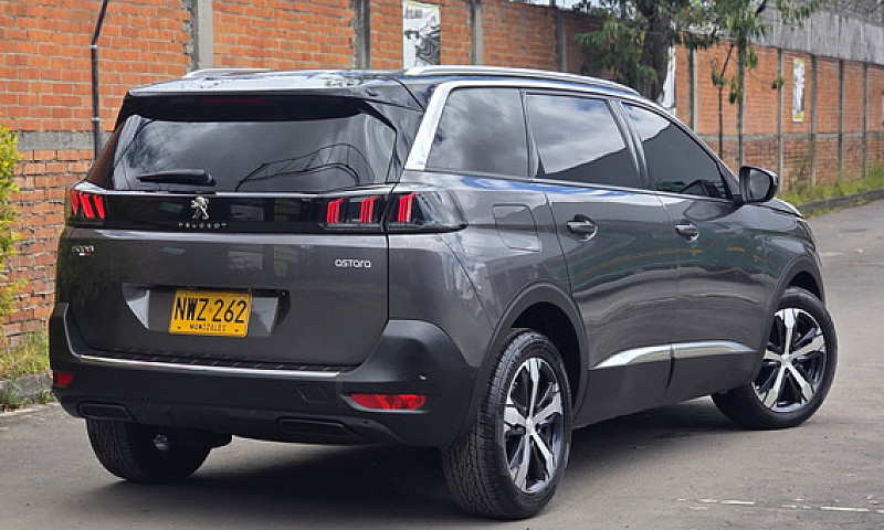 Peugeot 5008 1.6 All...