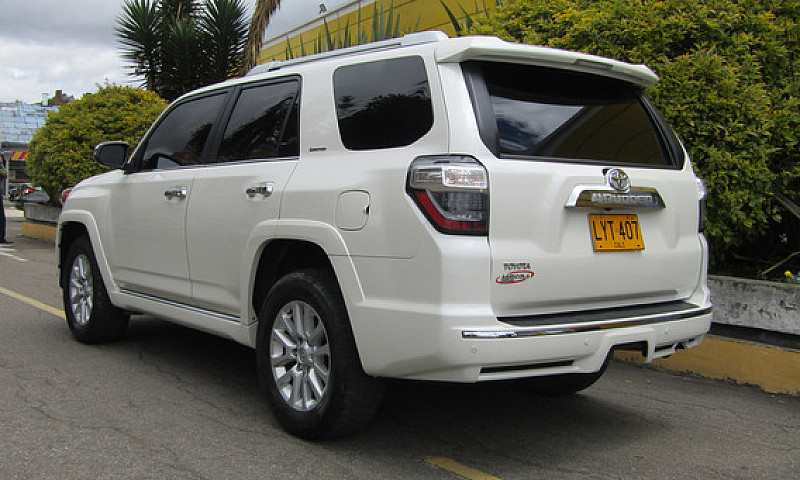 Toyota 4Runner 4.0 L...