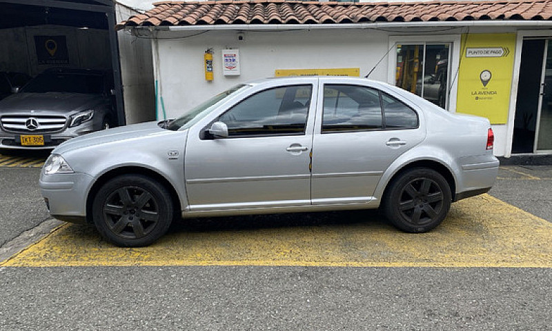 Volkswagen Jetta 2.0...