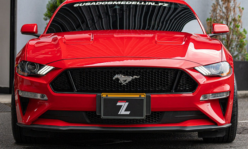 Ford Mustang Gt 5.0...