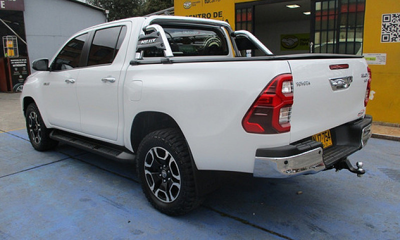 Toyota Hilux Srx 4X4...