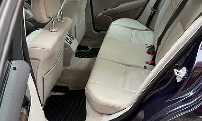Mercedes Benz C 200 ...
