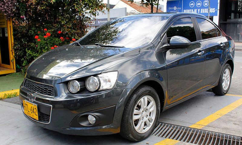 Chevrolet Sonic 1.6 ...
