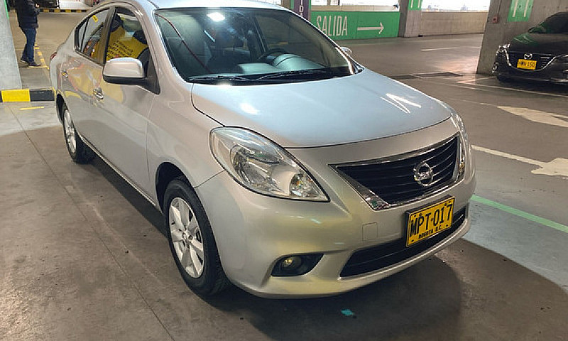 Nissan Versa 1.6...