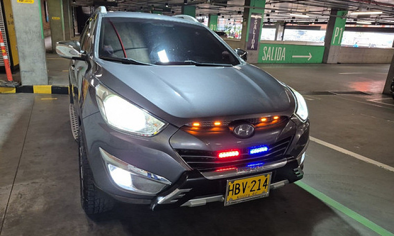 Hyundai Tucson Ix-35...