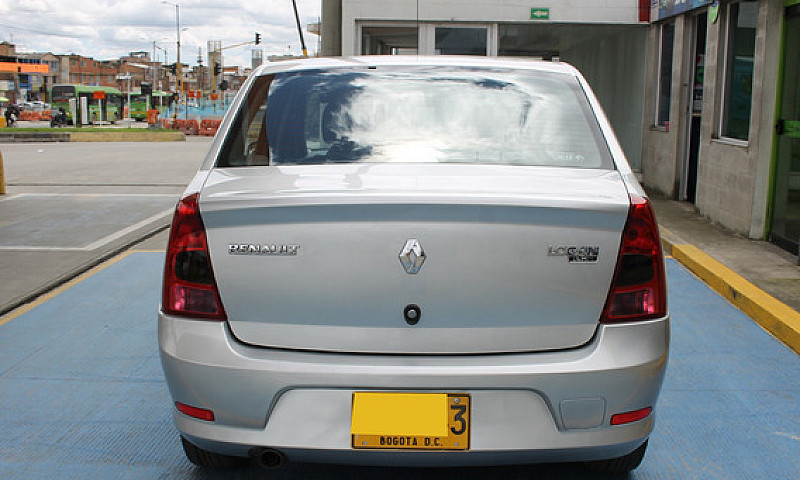 Renault Logan 1.4 Fa...