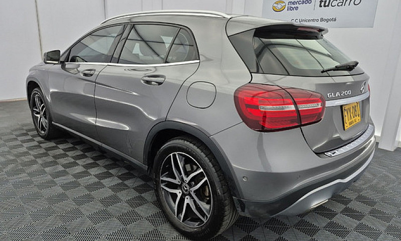 Mercedes-Benz Clase ...