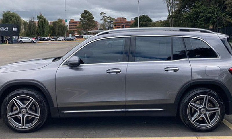 Mercedes-Benz Clase ...
