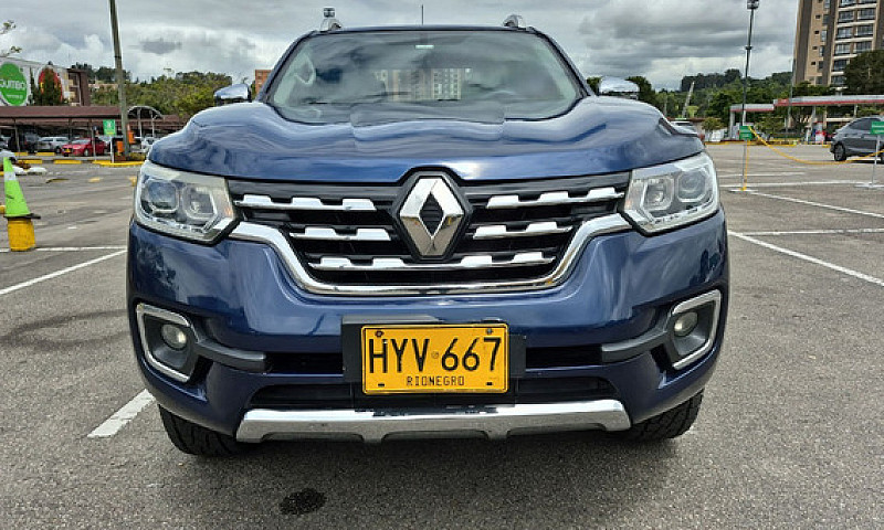 Renault Alaskan Inte...