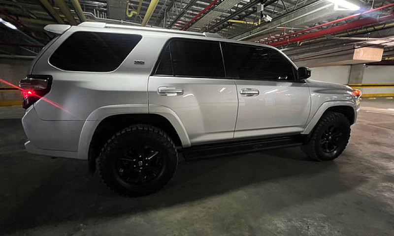 Toyota 4Runner 4.0 4...