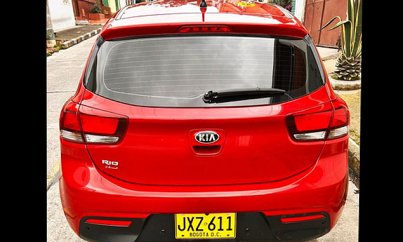 Kia Rio 1.4 Vibrant...