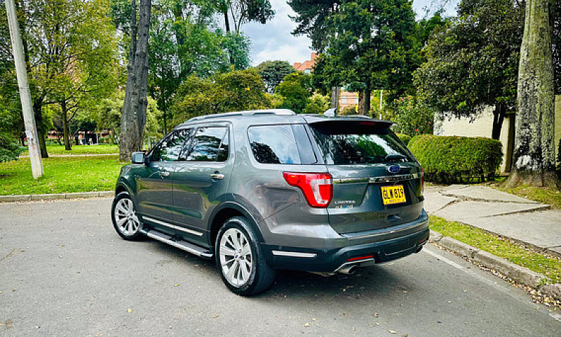 Ford Explorer 2.3 Li...