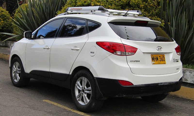 Hyundai Tucson Ix-35...