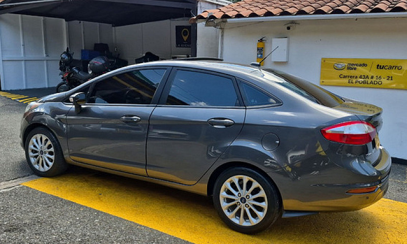 Ford Fiesta 1.6 Spor...