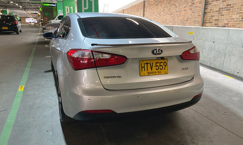 Kia Cerato Pro 1.6 E...